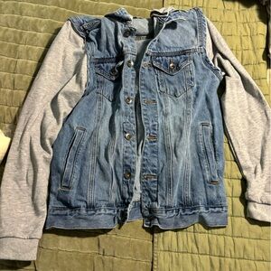 Hot topic jean jacket